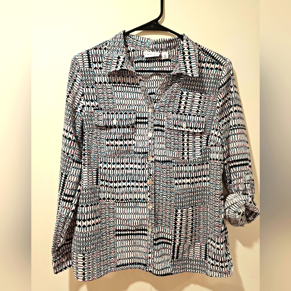 Kim Rodgers Petite Button Up Top Size Large Petite Black White Blue Pink